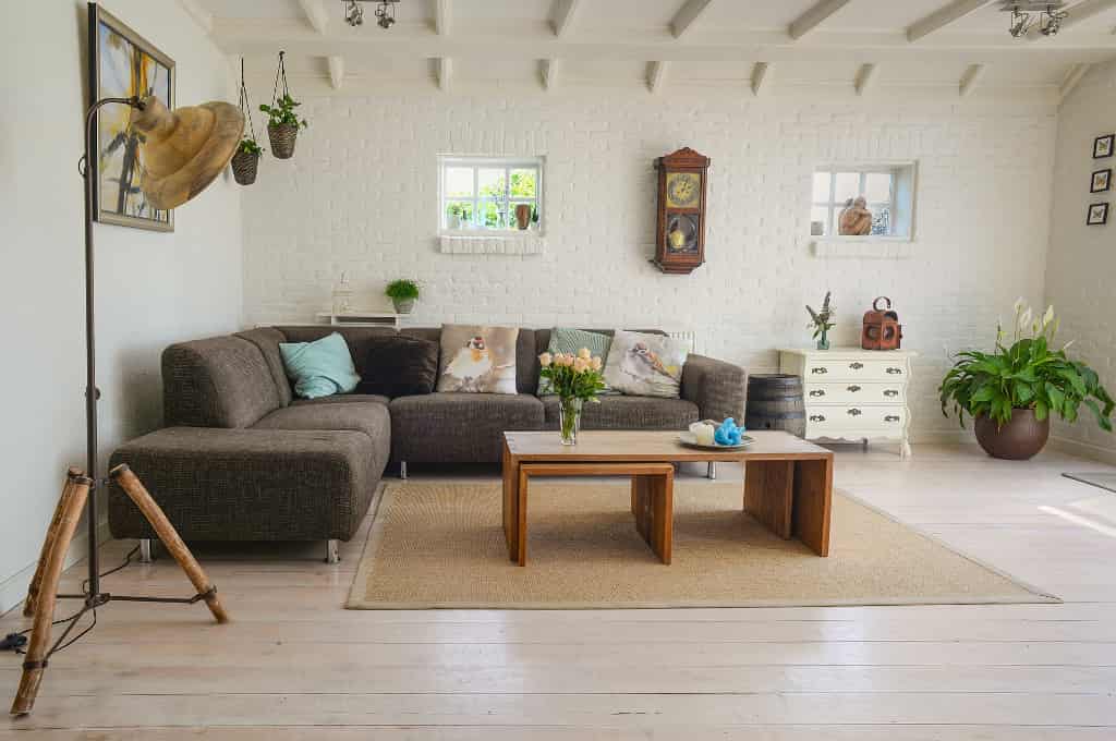 WHY PRIVATE IMOBILIARE